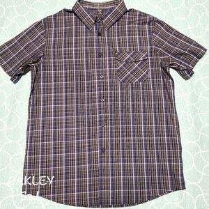 Men's OAKLEY Plaid SS Button Up Shirt Men's Sz L